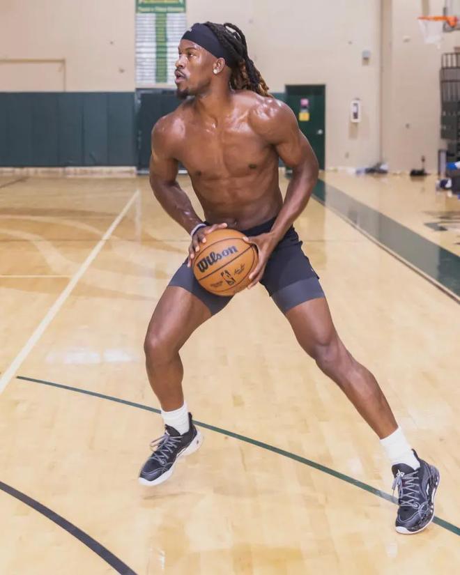 母哥连吃内 母哥连吃内